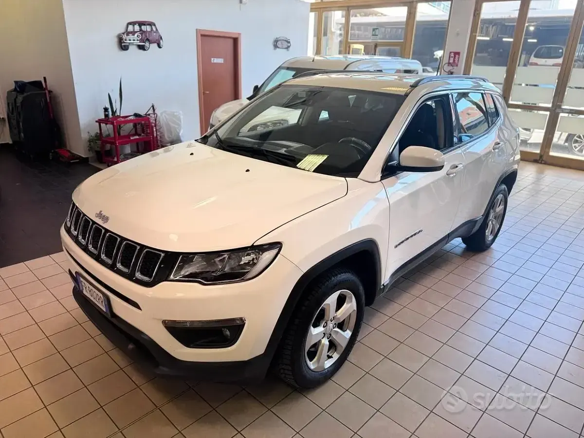 Usata Jeep Compass Limited 140 CV (102 kW) 2018 Bianco SUV