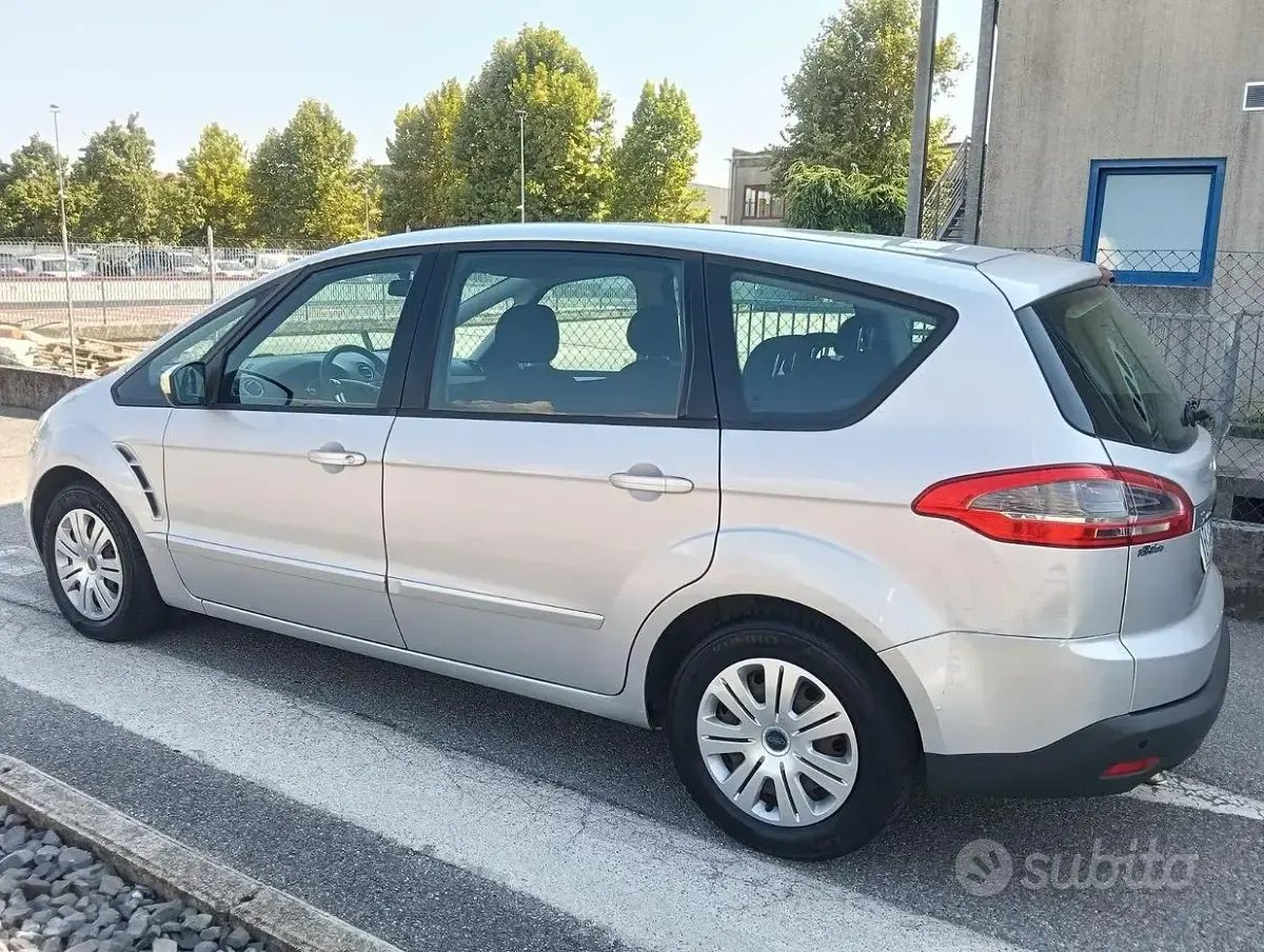 Usata Ford S-MAX S 163 CV (119 kW) 2014 Monovolume