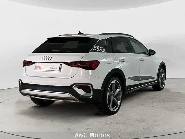 Usata Audi A3 Ambiente 150 CV (110 kW) 2025 Bianco Utilitaria