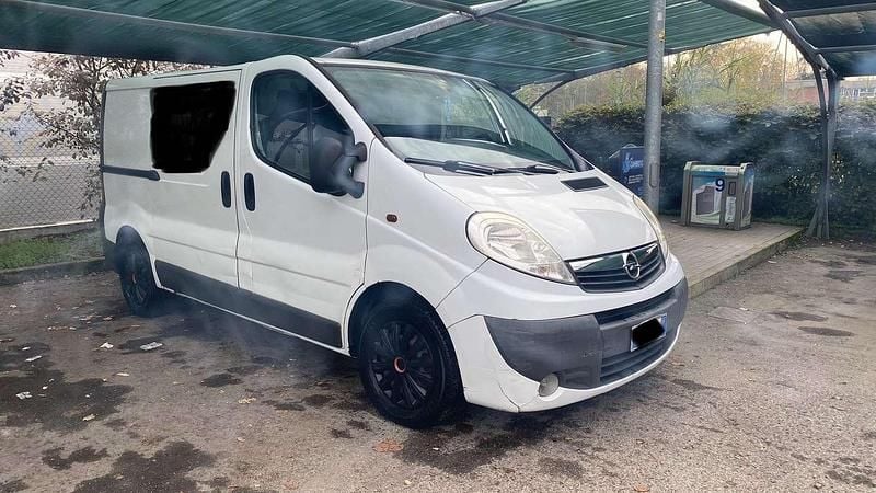 Usata 2010 Opel Vivaro Furgone | 5000 € (Super prezzo) - Immagine 1/4