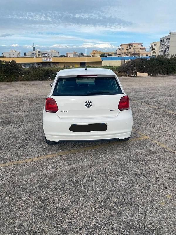Usata VW Polo 75 CV (55 kW) 2011 Bianco Utilitaria