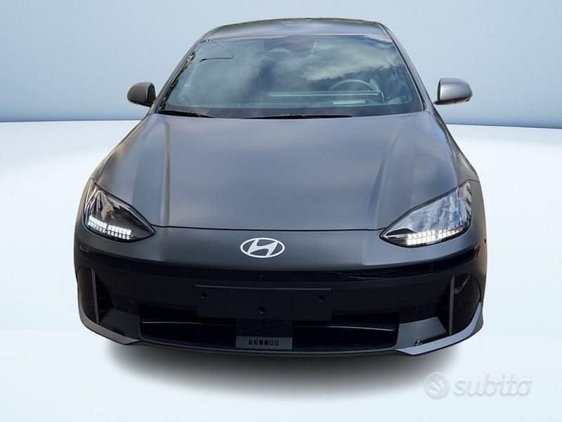 Nuova Hyundai Ioniq 6 167 kW (228 CV) 2025 Grigio Berlina