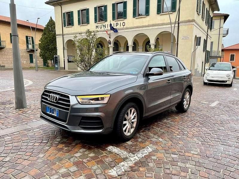 Usata Audi Q3 Ambiente 120 CV (88 kW) 2016 Grigio SUV