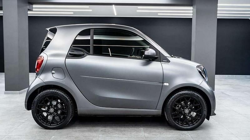 Usata Smart ForTwo Coupé Superpassion 71 CV (52 kW) 2019 Grigio opaco perlato metall Utilitaria