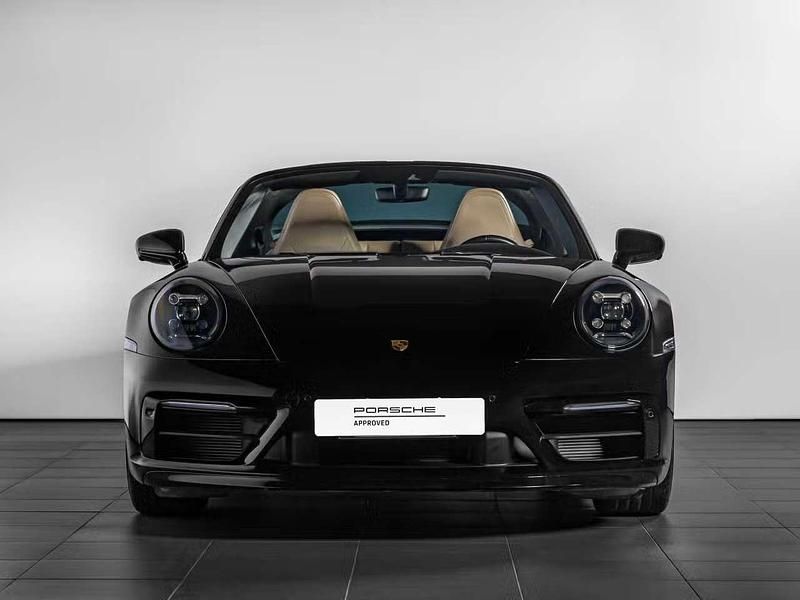 Usata Porsche 992 450 CV (330 kW) 2023 Nero Cabrio