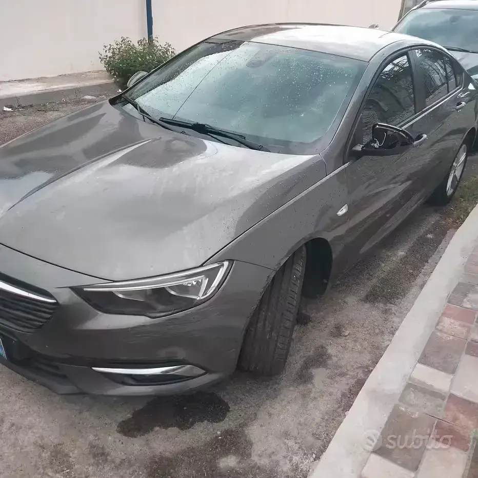 Usata Opel Insignia 136 CV (100 kW) 2017 Berlina