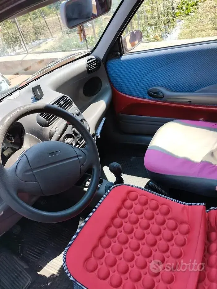 Usata Fiat 600 54 CV (39 kW) 2001 Rosso Berlina