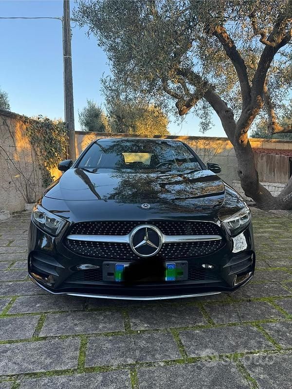Usata Mercedes A180 Premium 2018 Nero Station wagon