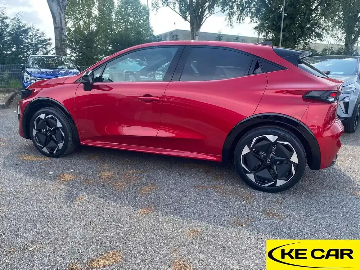 Nuova Renault Clio V Techno 114 CV (83 kW) 2026 Rosso Berlina