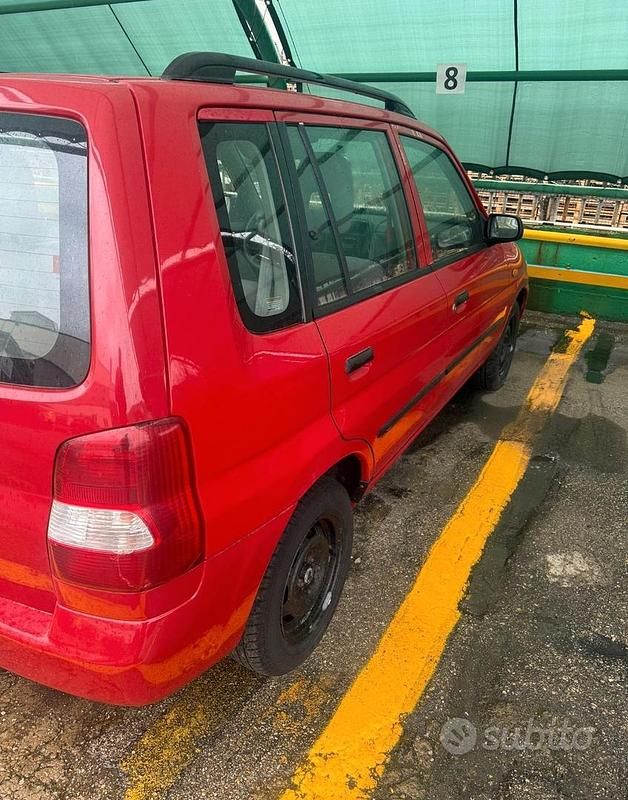 Usata Mazda Demio 63 CV (46 kW) 2002 Utilitaria