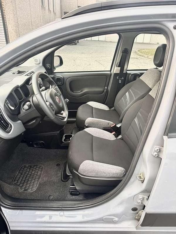 Usata Fiat Panda Sport 69 CV (50 kW) 2022 Grigio Utilitaria
