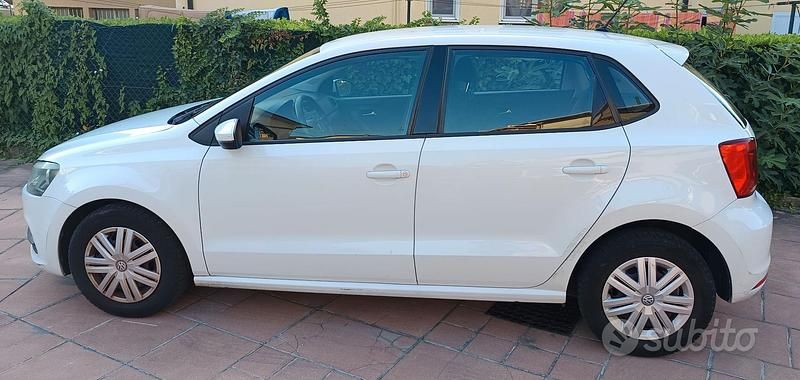 Usata VW Polo 60 CV (44 kW) 2017 Bianco Utilitaria