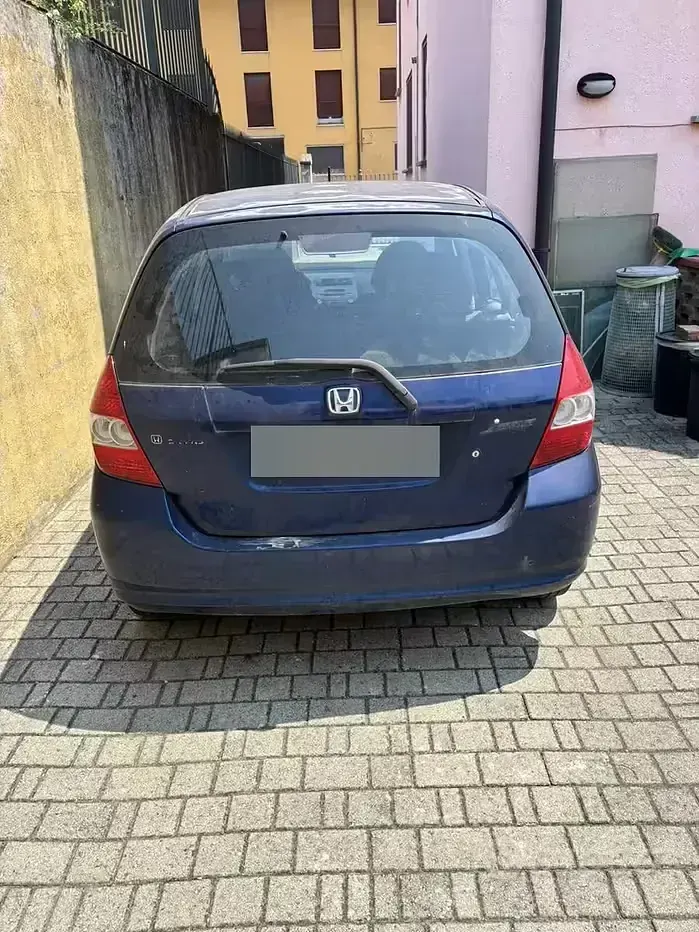 Usata Honda Jazz 78 CV (57 kW) 2003 Bluazzurro Utilitaria