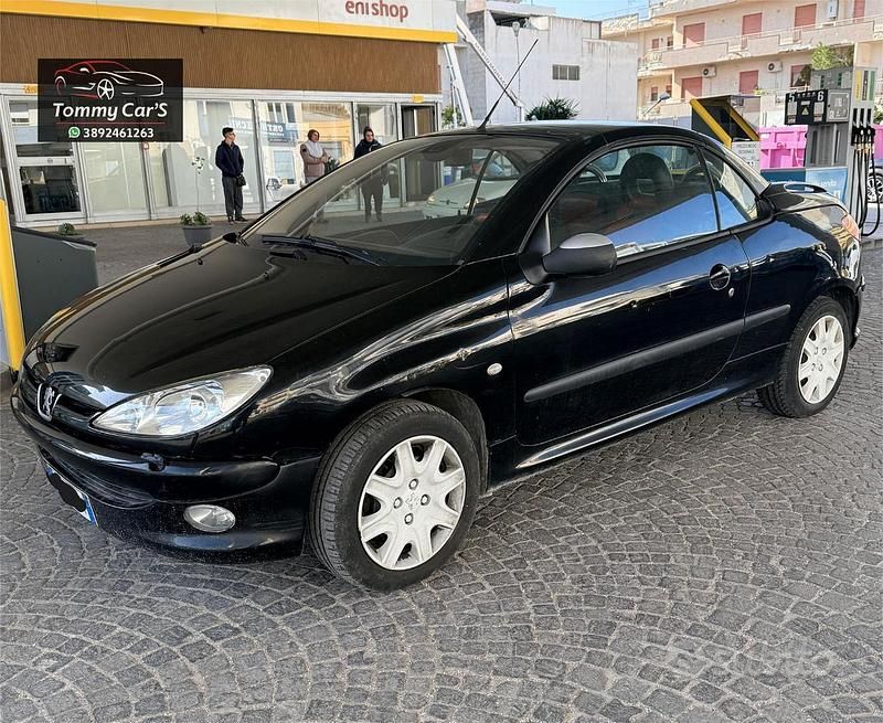 Usata Peugeot 206 CC 110 CV (80 kW) 2001 Nero Cabrio