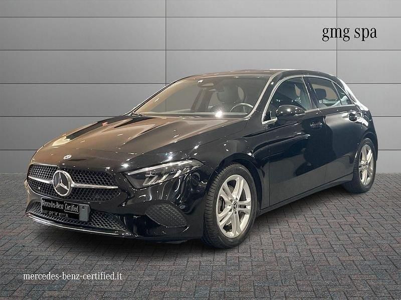 Usata Mercedes A180 Advanced 116 CV (85 kW) 2023 Nero Utilitaria
