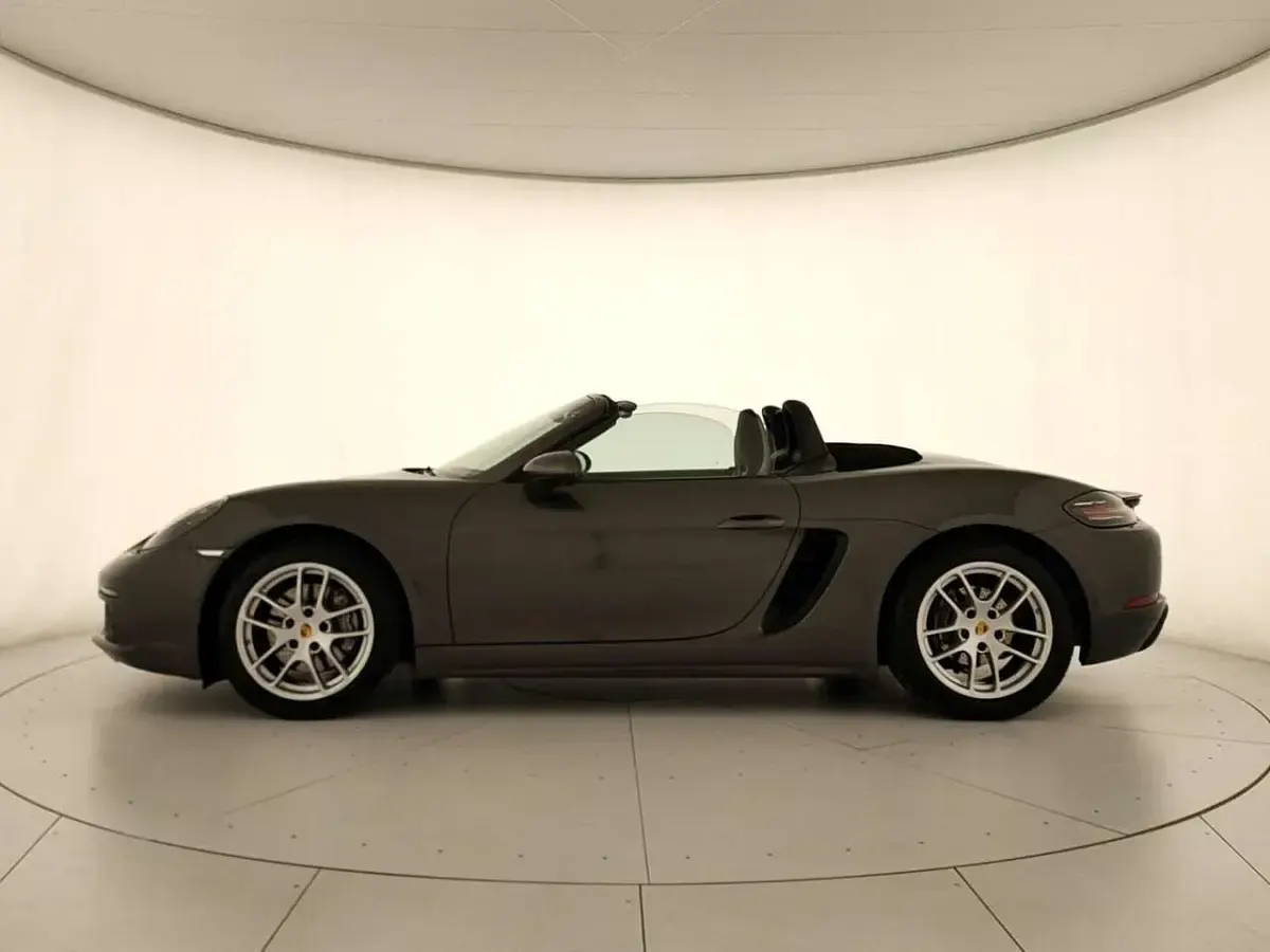 Usata Porsche 718 299 CV (219 kW) 2021 Grigio Cabrio