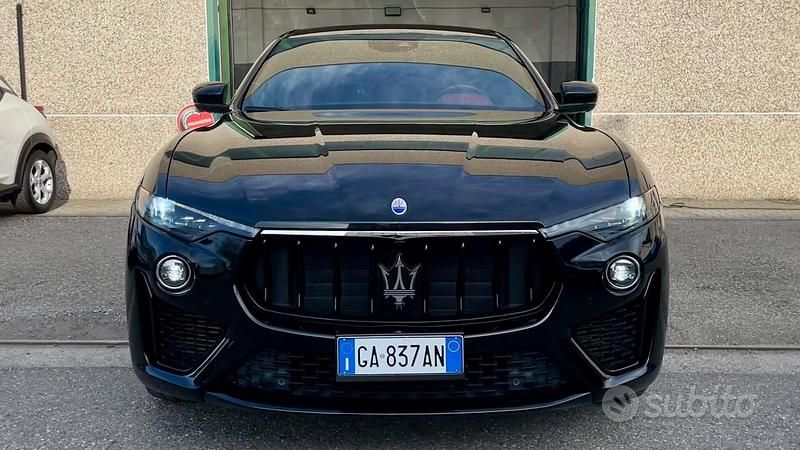 Usata Maserati Levante 275 CV (202 kW) 2020 Nero SUV