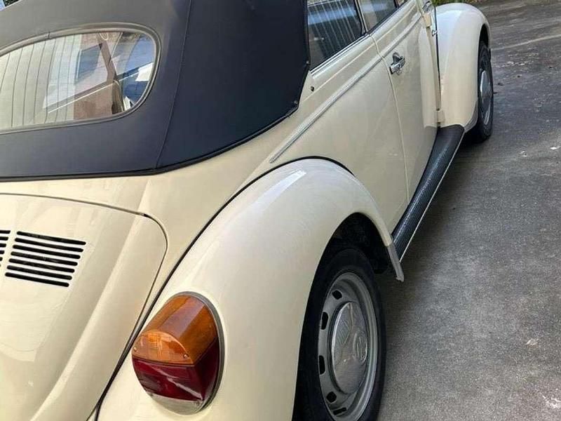 Usata VW Käfer 35 CV (25 kW) 1977 Bianco Cabrio