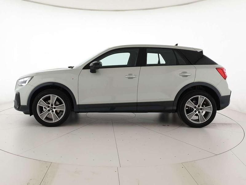 Nuova Audi Q2 S-Line 116 CV (85 kW) 2025 Argento cavo metallizzato SUV
