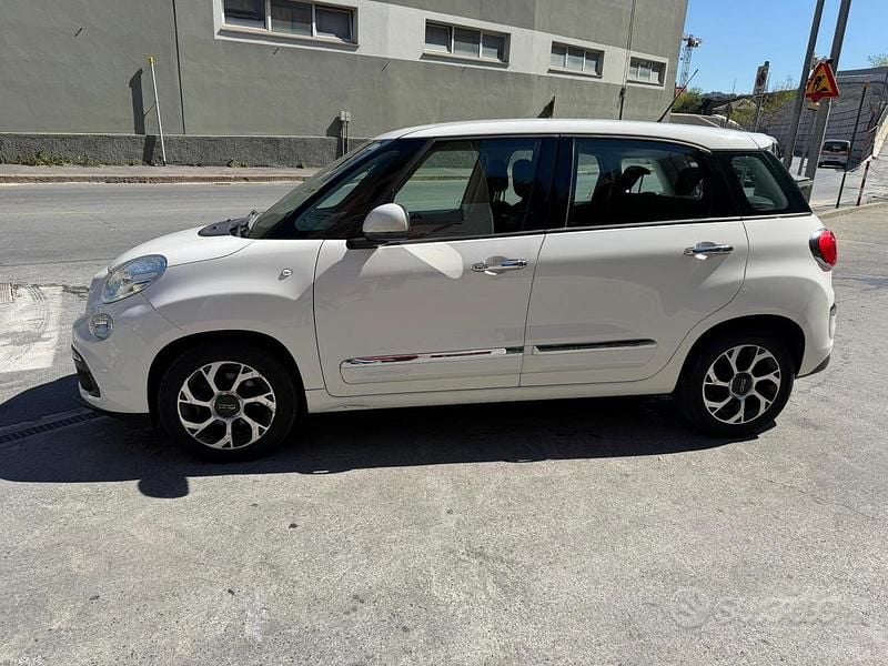 Usata Fiat 500L Lounge 95 CV (69 kW) 2018 Bianco Monovolume