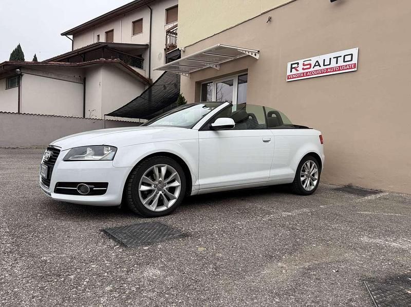 Usata Audi A3 Cabriolet Ambition 105 CV (77 kW) 2012 Bianco Cabrio