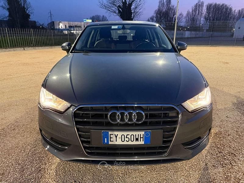 Usata Audi A3 Ambition 150 CV (110 kW) 2015 Gray Berlina