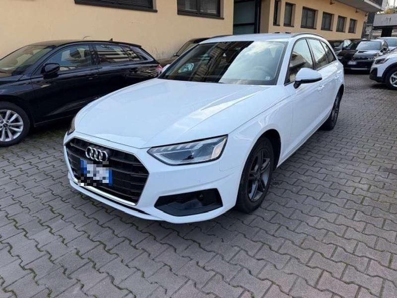 Usata Audi A4 Business 170 CV (125 kW) 2022 Bianco Station wagon