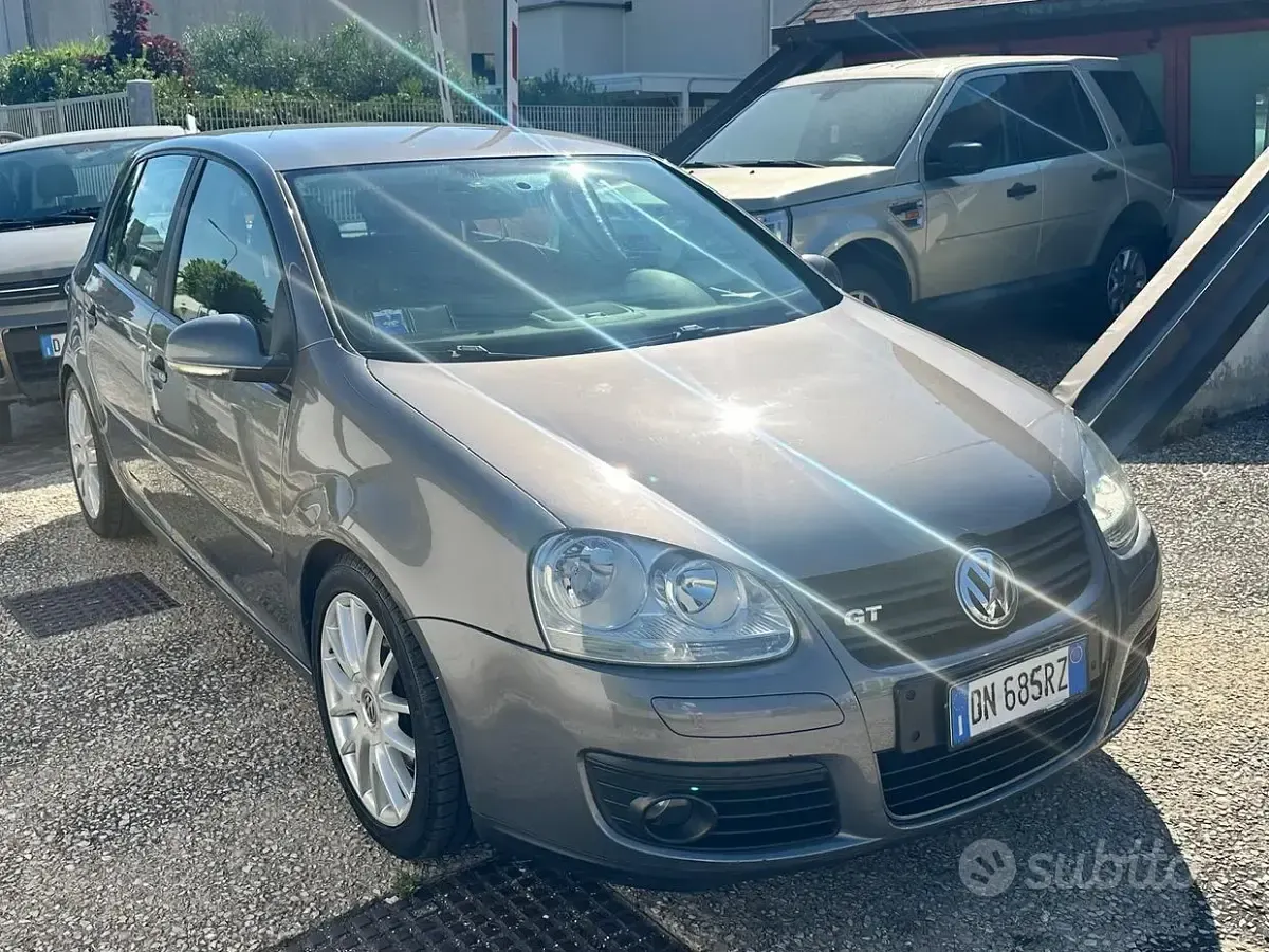 Usata VW Golf VI GT 170 CV (125 kW) 2008 Grigio Utilitaria