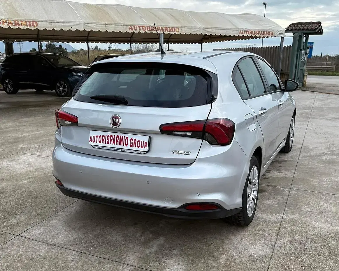 Usata Fiat Tipo Easy 95 CV (69 kW) 2018 Grigio Berlina