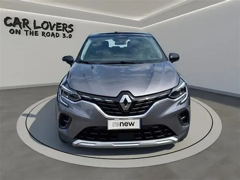 Käytetty Renault Captur Techno 101 HP (74 kW) 2023 Harmaa Katumaasturi