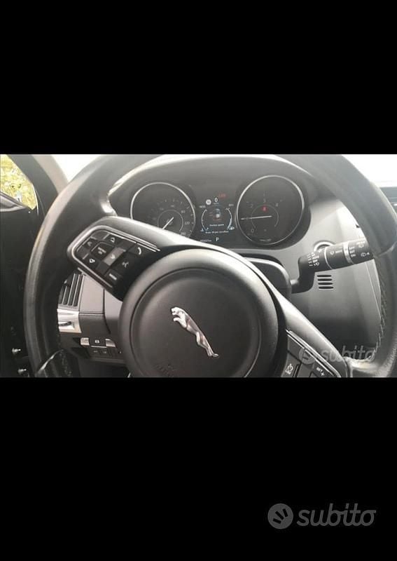 Usata Jaguar E-Pace 150 CV (110 kW) 2018 Nero SUV