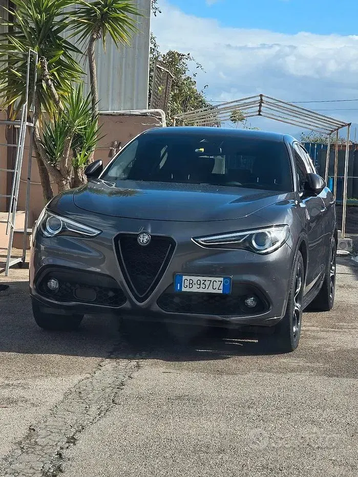 Usata Alfa Romeo Stelvio Veloce 210 CV (154 kW) 2020 Grigio SUV