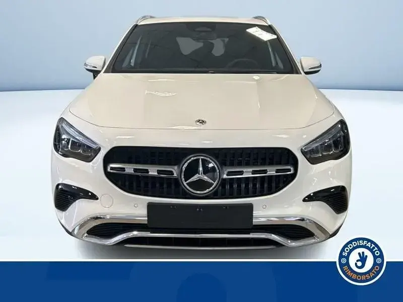 Usata Mercedes GLA200 Advanced Plus 150 CV (110 kW) 2025 Bianco SUV