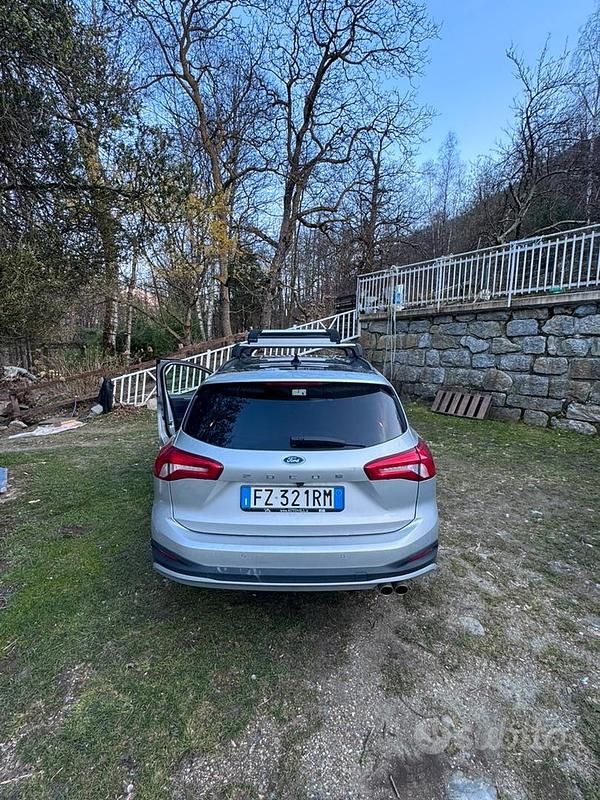 Usata Ford Focus Active 125 CV (91 kW) 2019 Grigio Station wagon