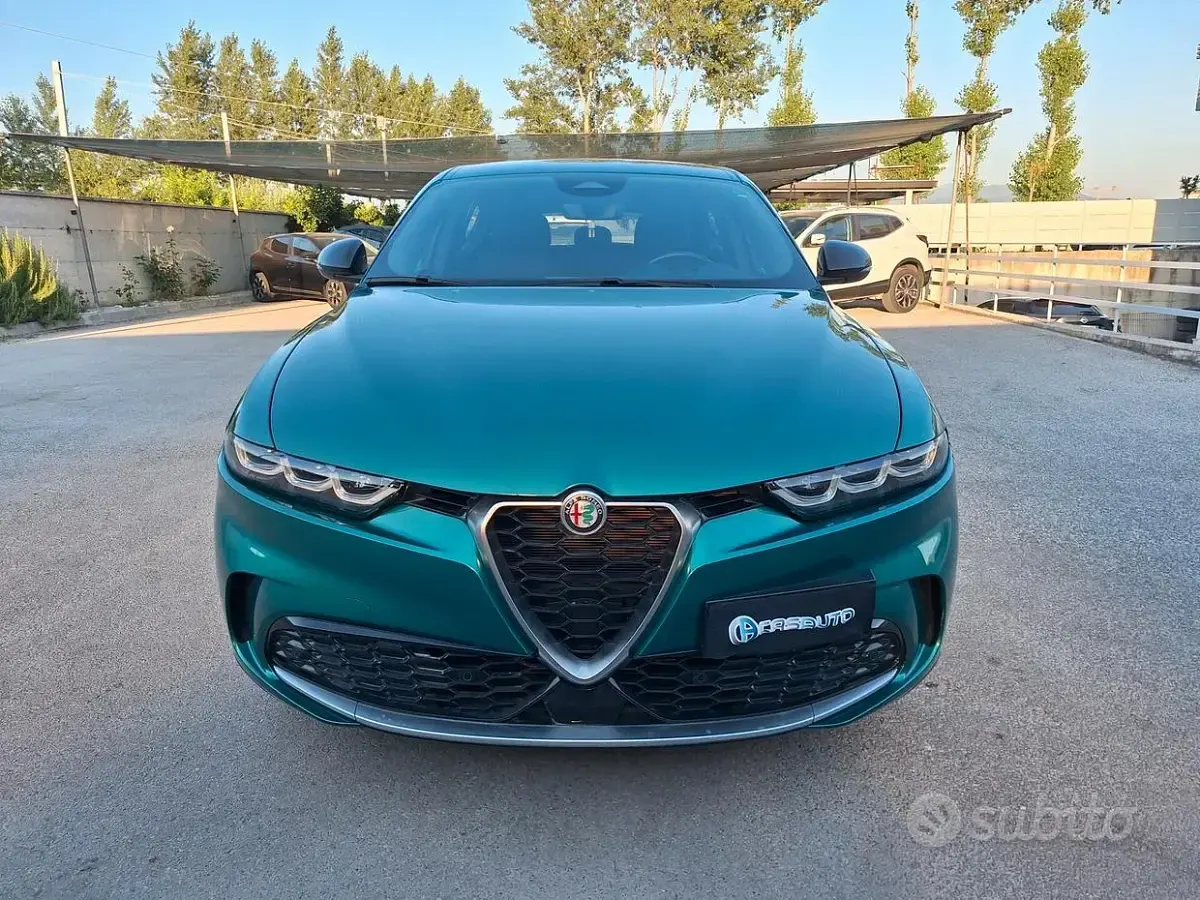 Usata Alfa Romeo Tonale Sprint 131 CV (96 kW) 2024 Verde SUV