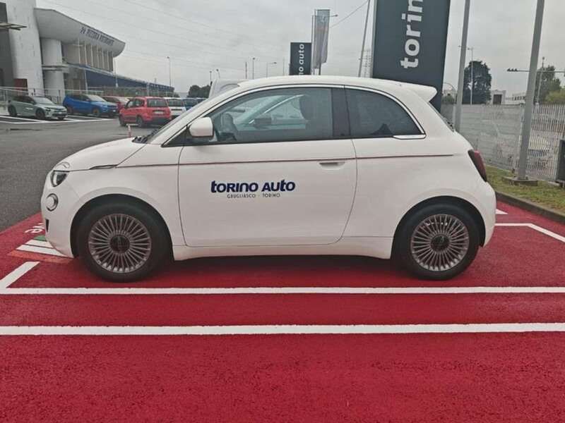 Usata Fiat 500e 86 kW (118 CV) 2024 Bianco Berlina
