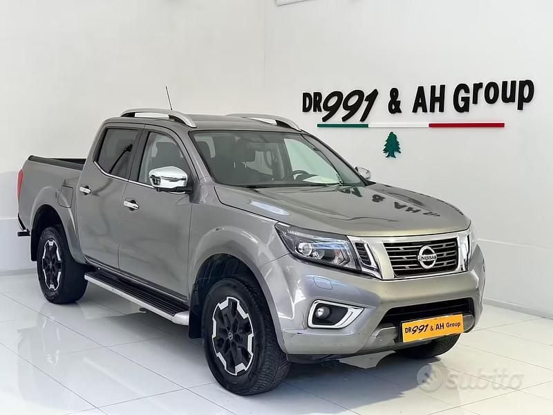Käytetty Nissan Navara Tekna 190 HP (139 kW) 2019 Nouto
