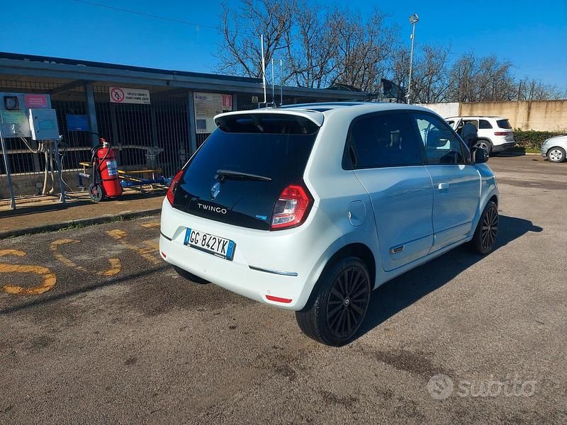 Usata Renault Twingo 60 kW (82 CV) 2022 Bianco Utilitaria