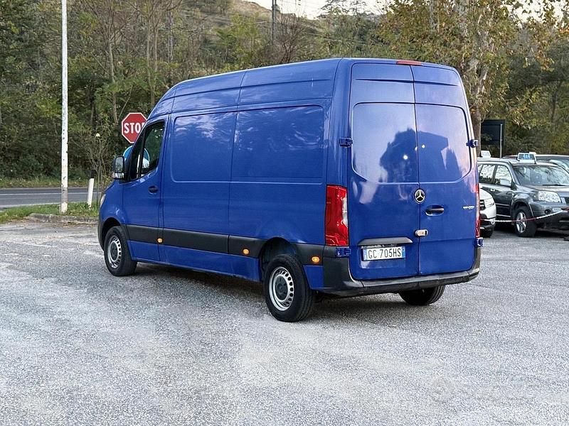 Usata Mercedes Sprinter 114 CV (83 kW) 2020 Blu Furgone