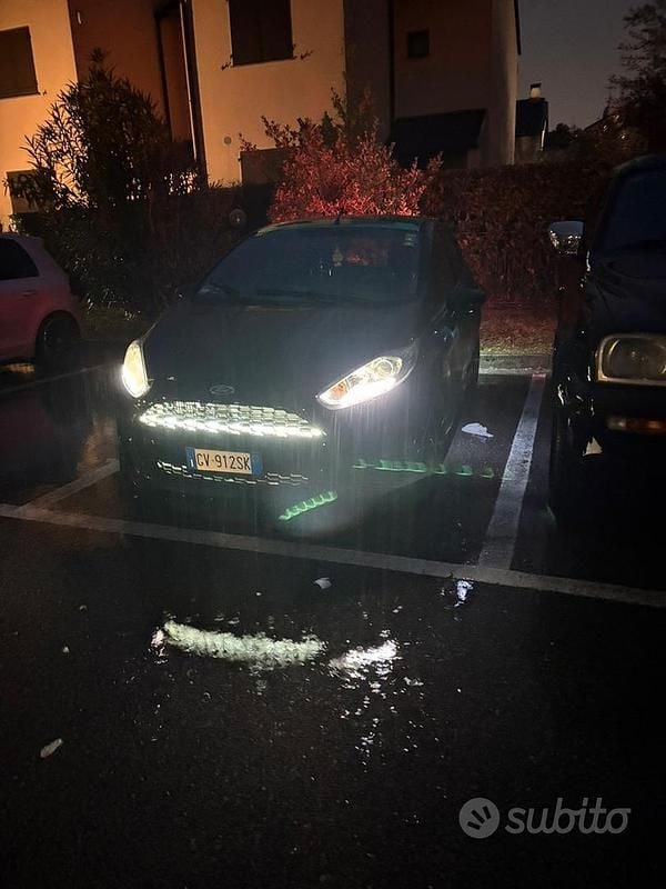 Usata Ford Fiesta ST-Line 2016 Nero Utilitaria