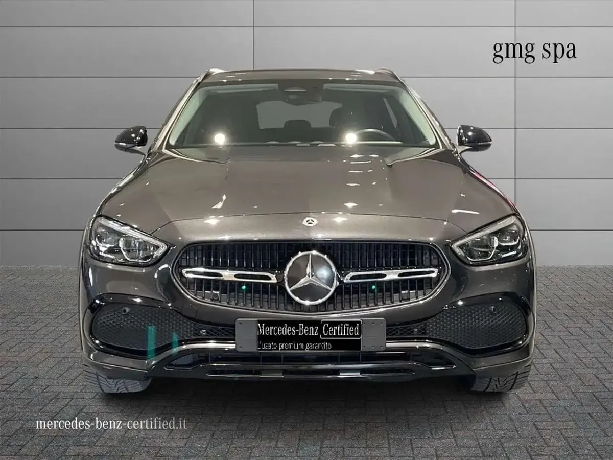 Usata Mercedes C220 Advanced 197 CV (144 kW) 2024 Grigio Station wagon