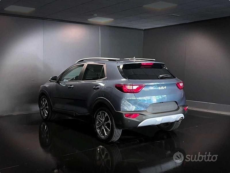 Usata Kia Stonic Style 101 CV (74 kW) 2023 Blu SUV