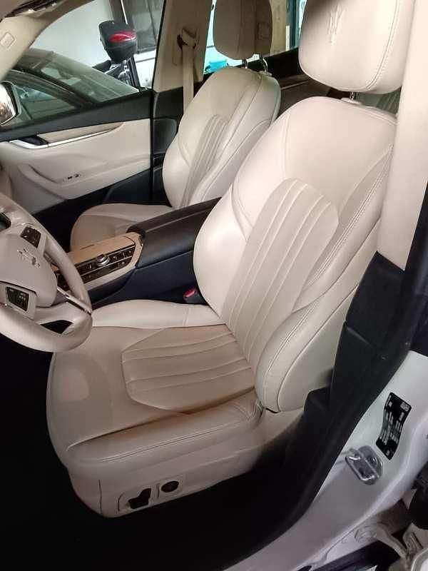 Usata Maserati Levante 275 CV (202 kW) 2016 Bianco SUV