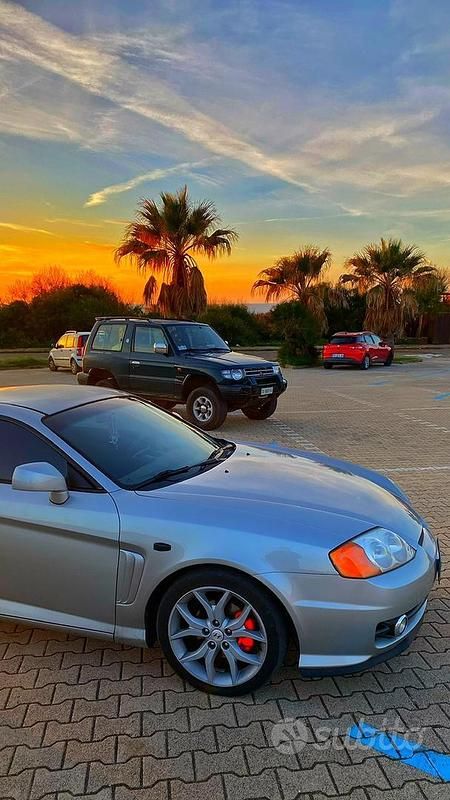 Usata Hyundai Coupé 2002 Grigio Coupé