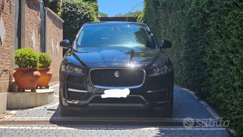 Usata 2019 Jaguar F-Pace R SUV | 21.000 € (Ottimo prezzo) - Immagine 1/4