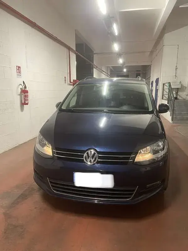 Usata VW Sharan Highline 140 CV (102 kW) 2015 Blu Monovolume
