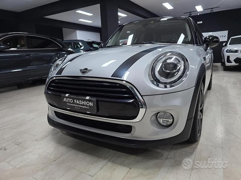 Usata Mini Cooper D 116 CV (85 kW) 2019 Grigio Utilitaria