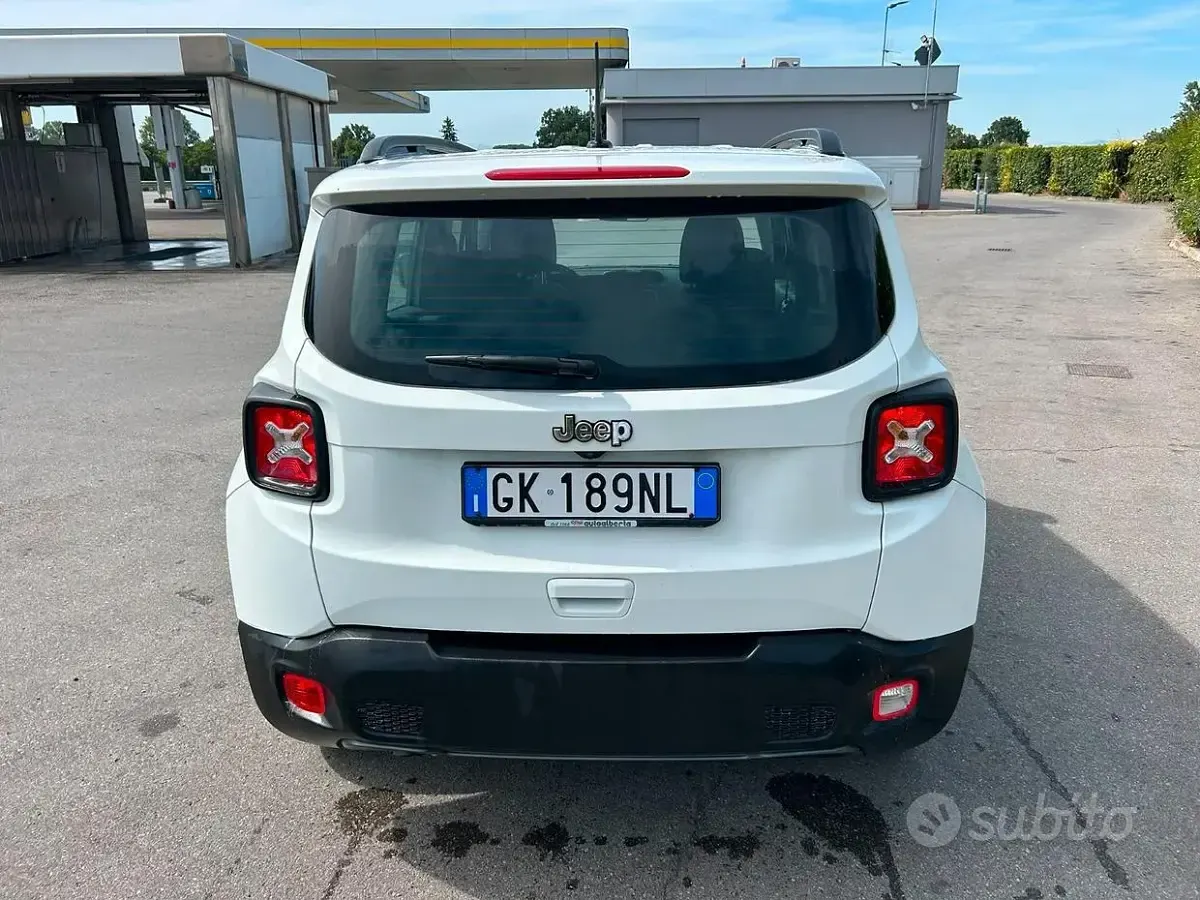 Usata Jeep Renegade Limited 130 CV (95 kW) 2022 Bianco SUV