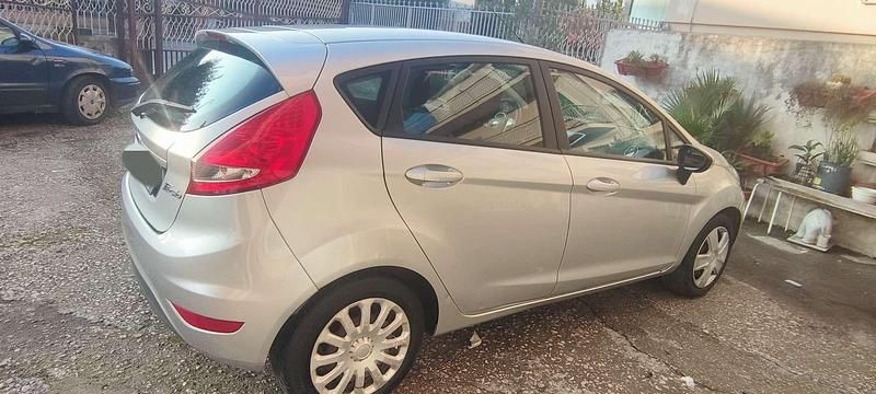 Usata Ford Fiesta 60 CV (44 kW) 2011 Utilitaria