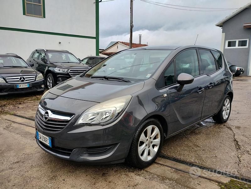 Usata Opel Meriva Cosmo 120 CV (88 kW) 2014 Grigio Monovolume